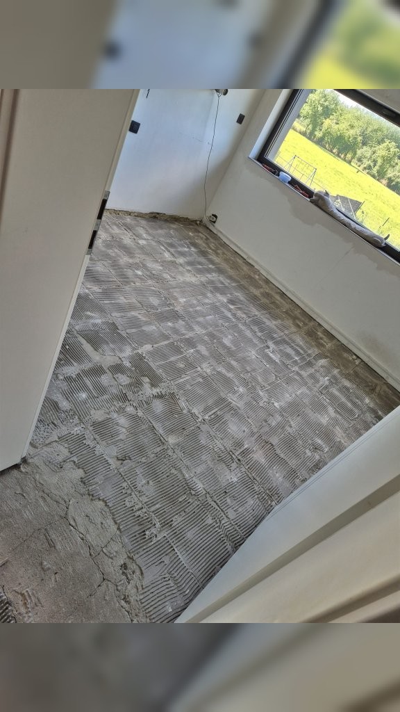 Avant - Rénovation de chambres et hall de nuit à Retinne